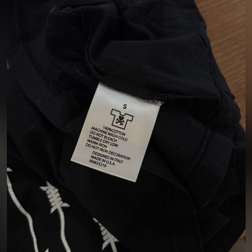 Tokidoki Skull vintage rare tshirt - Picture 2 of 2